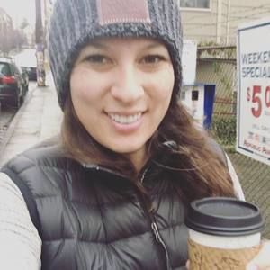 Meet your Posher, Stephanie